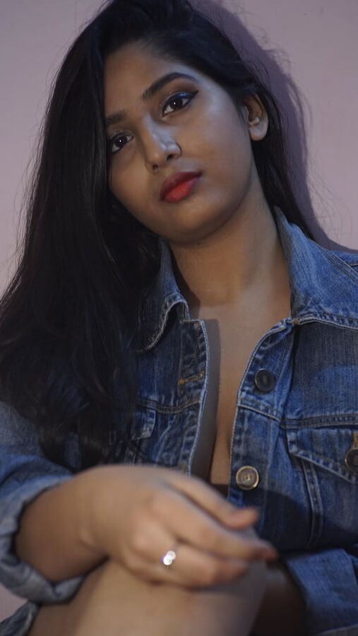 Indian hot model