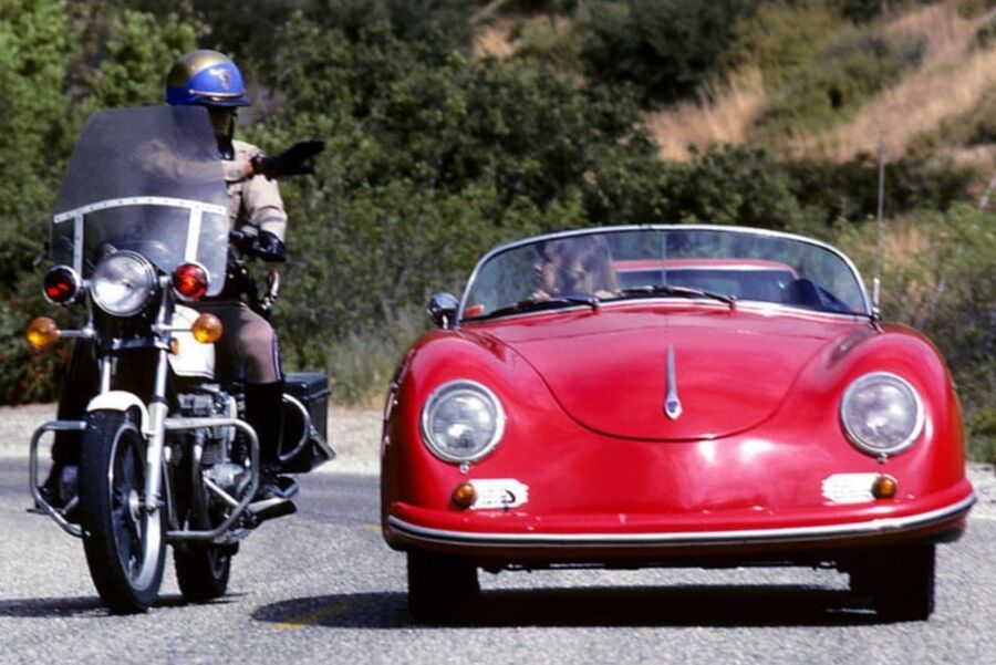 Sexy Debra Lynn get fucked for speeding