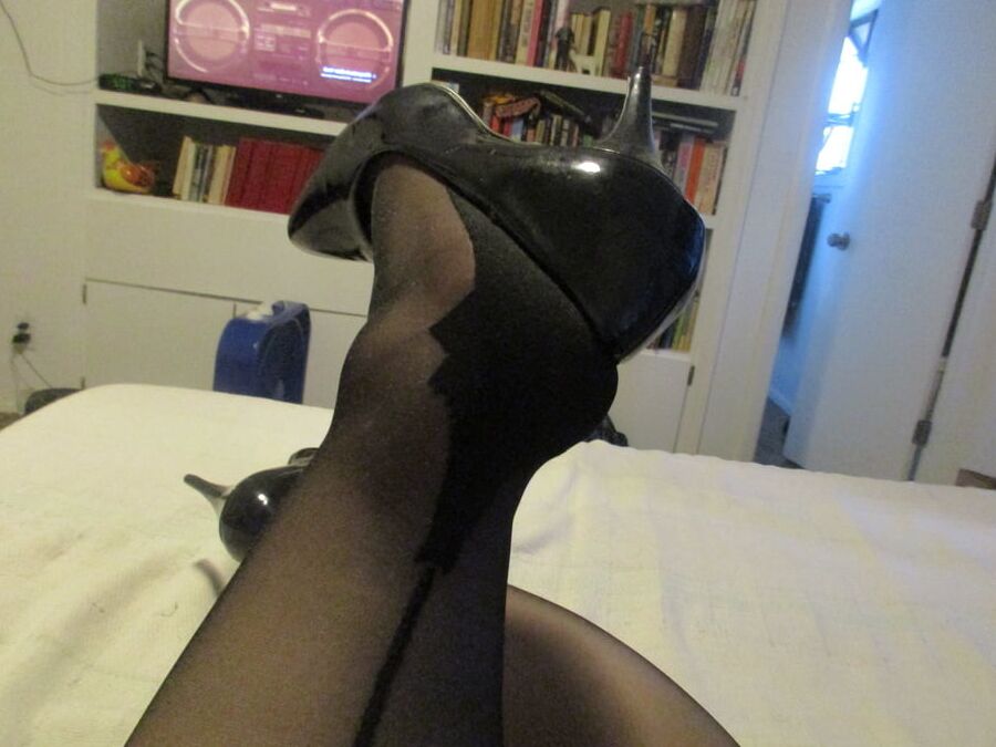 BBW in cuban heel stockings