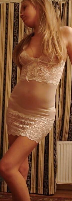 UK Blonde Slutwife Krista