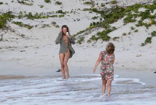 Slut Model Edita Vilkeviciute Nude Beach