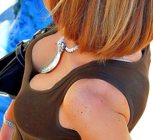 Down blouse