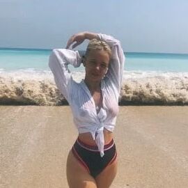 Katerina Kozlova - Amazing Babe ()