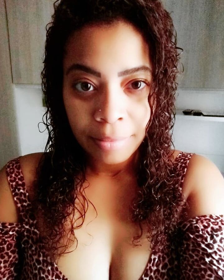 Gostosa (hot amateur)