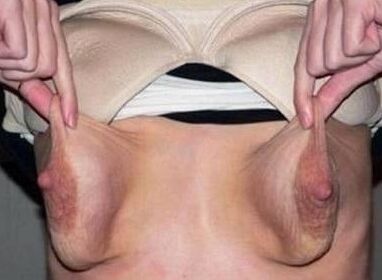 seins et caresses