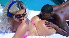 Holiday wife in Jamaica