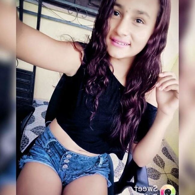 Daniela para ser humilhada(comentem)