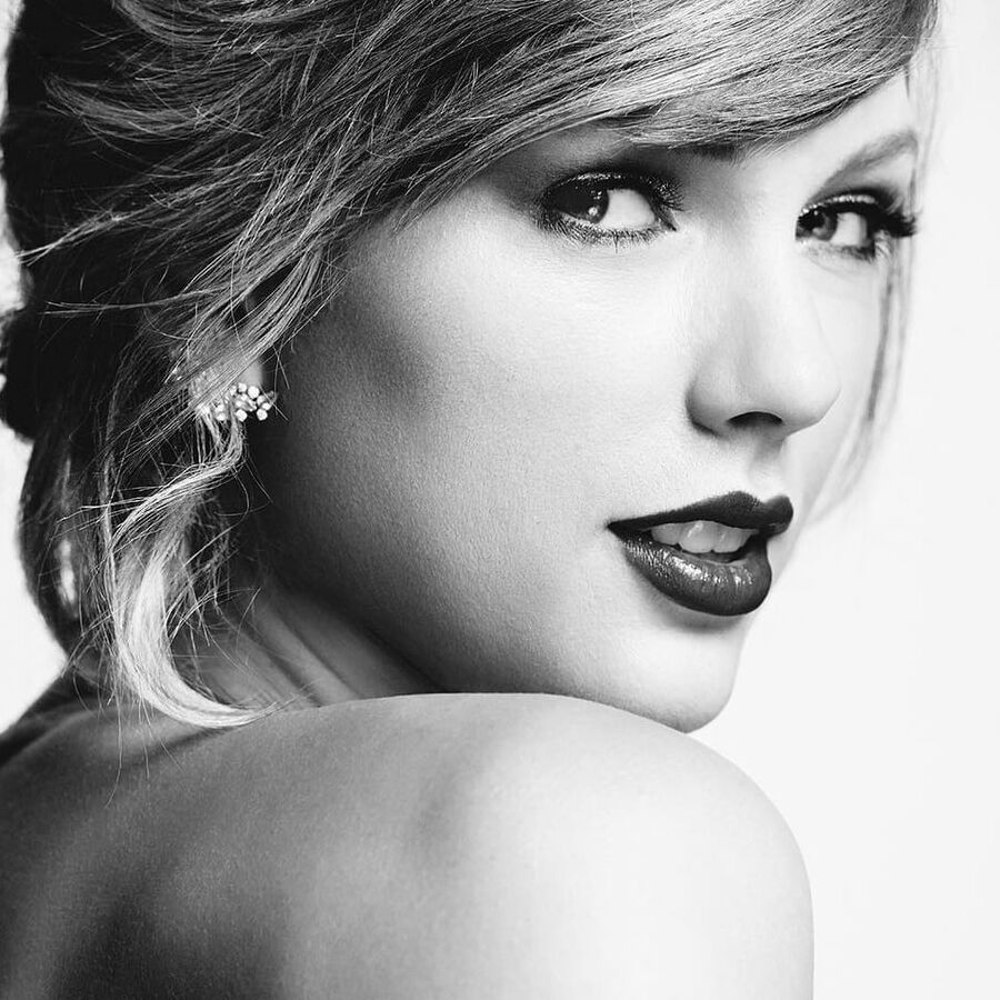 Taylor Swift - her perfect mouth