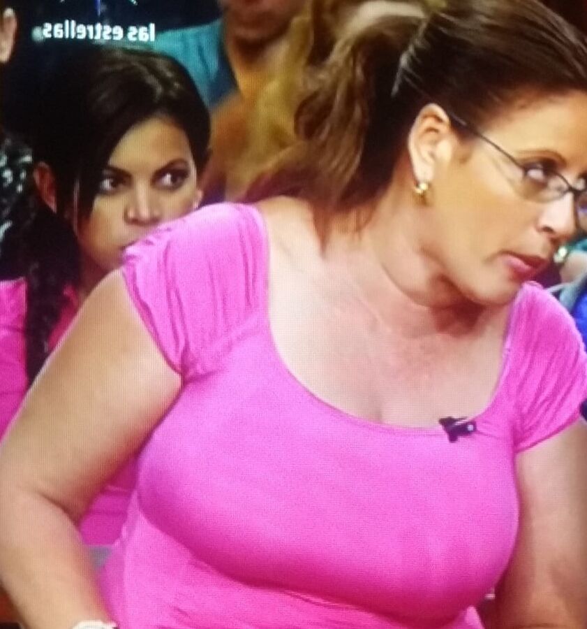 SRA TETAS HEAVY EE