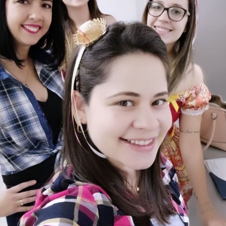 Vanessa coroa , irma da coroa branca