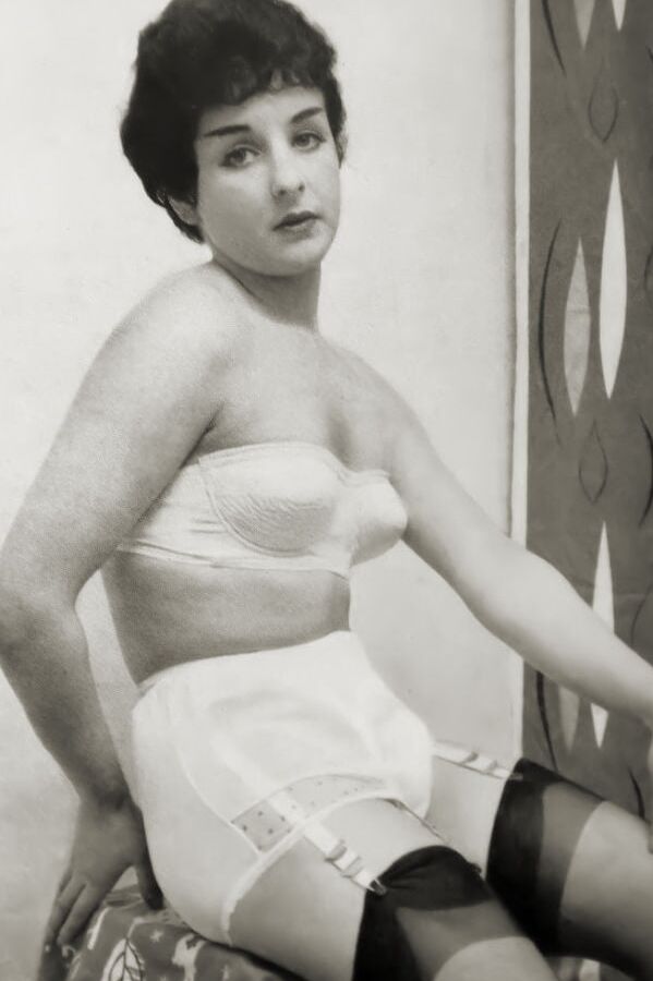 Vintage Sexual Ads and Pin Up Girls