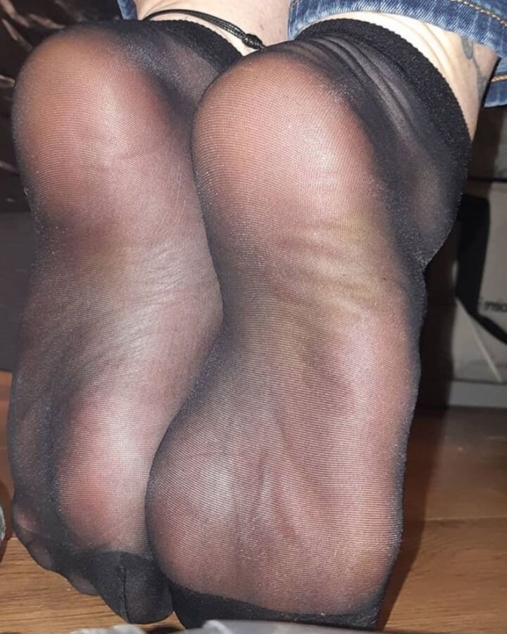 Nylonfeet
