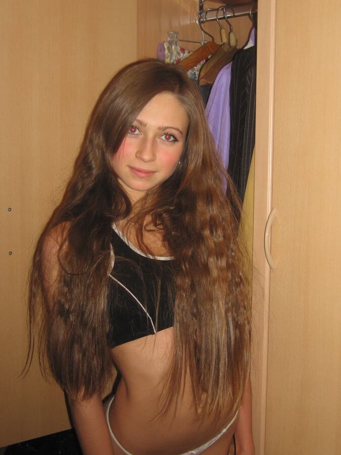 pics of a girl looking like my ex