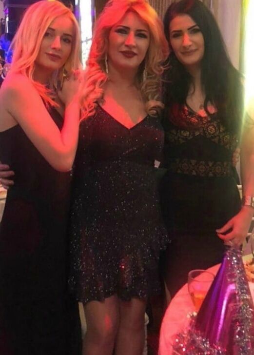 Seksi Turk Kizi, Ifsa, Turkish seks, Kasar Beste ve Ailesi