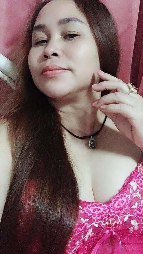 Ibu cantik berdada besar