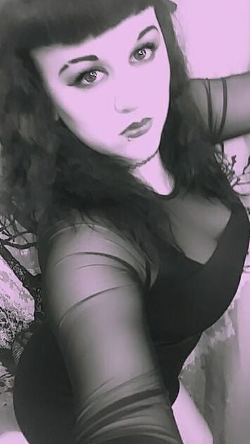 Amateur Goth Slut