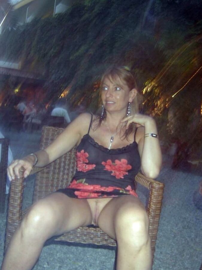 Friday NO PANTIES