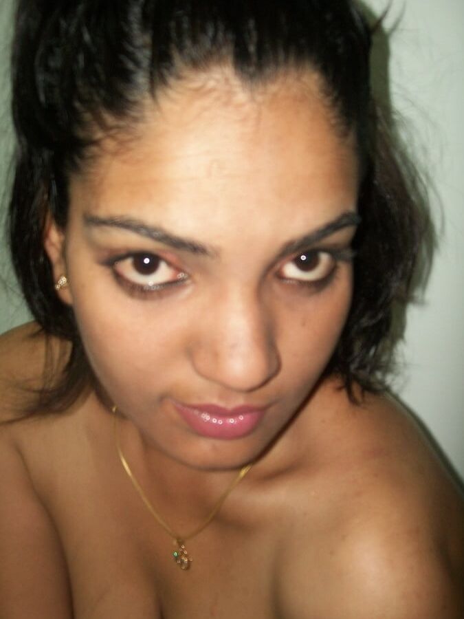 Desi Model
