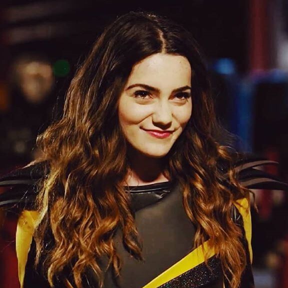 Power Rangers Actresses - Liana Ramirez (Roxy)