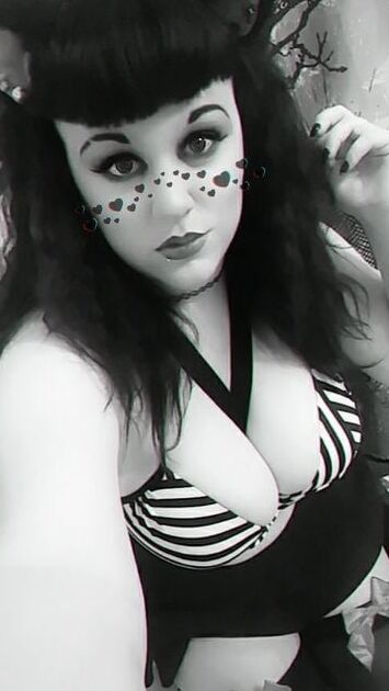 Amateur Goth Slut