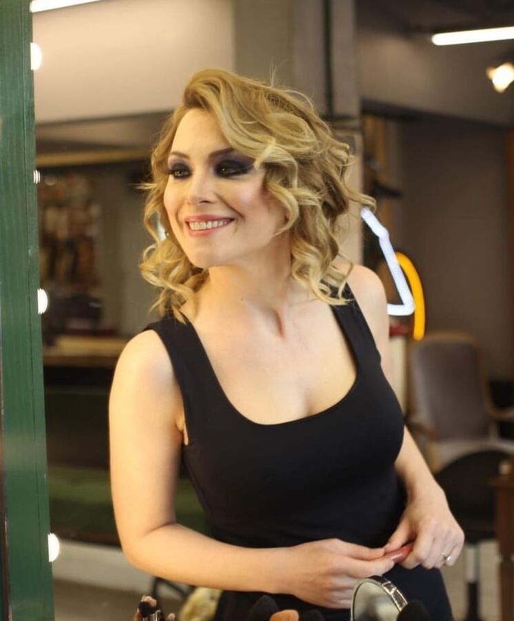 Sexy Turkish Arzu Yanardag