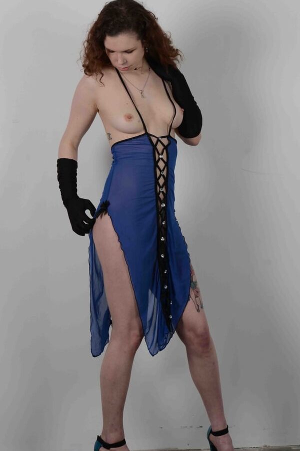 Sara Indeep Sexy in blue