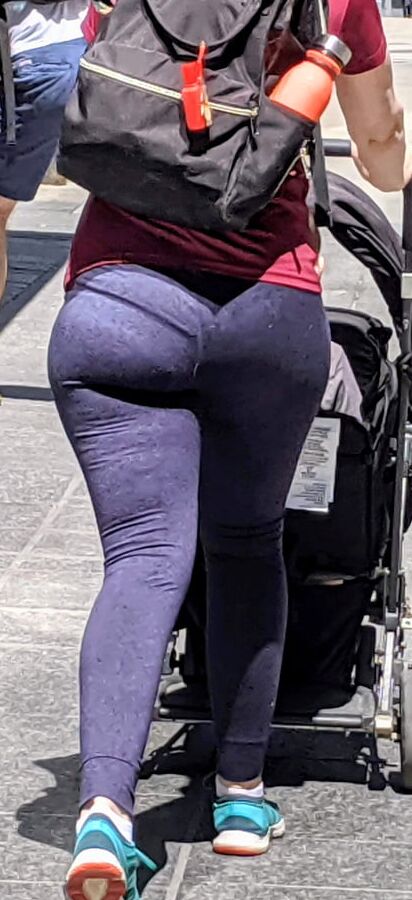 PAWG Mommy bubbles