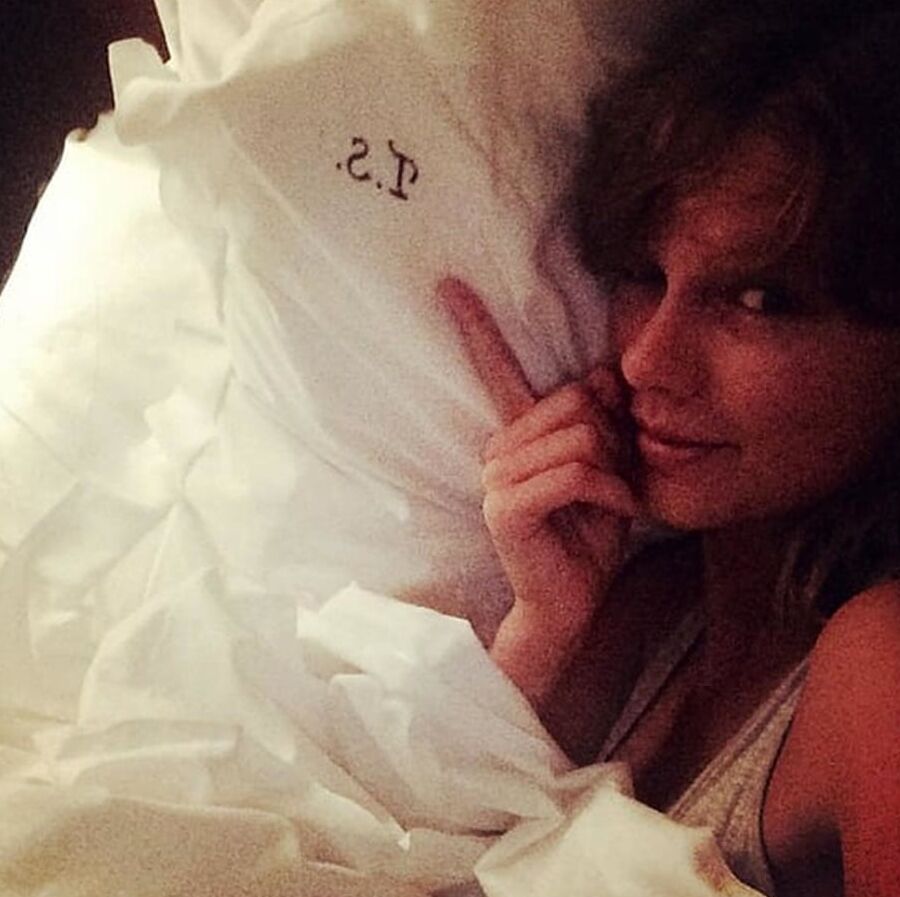 Celeb Sunday - Taylor Swift leaked nudes