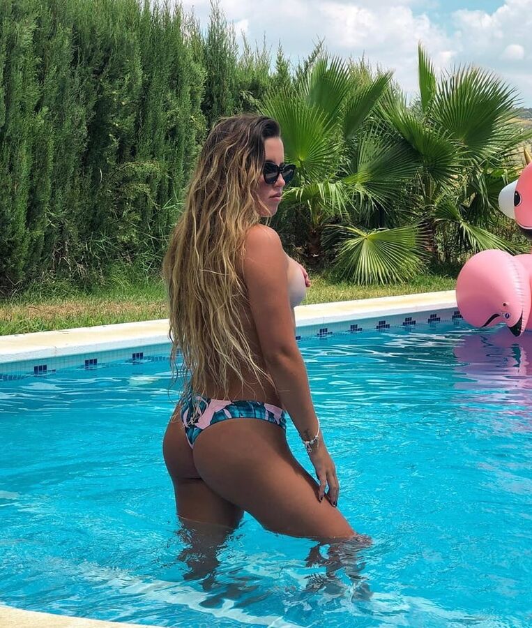 On Instagram- beeeeeeea