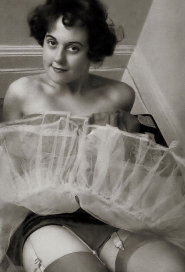 Vintage Sexual Ads and Pin Up Girls