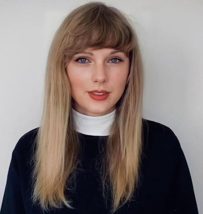 Taylor swift hot