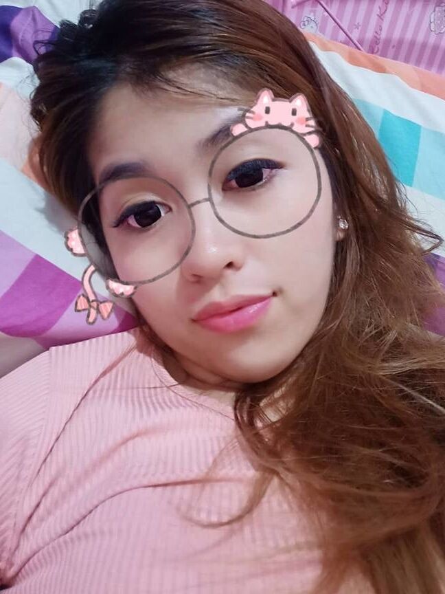 Pinay Cynthia