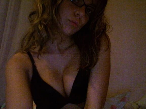 Sexy Slim Italian Thot
