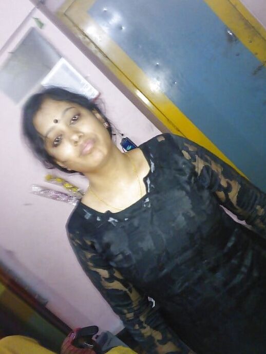 Bangladeshi Khanki Magi