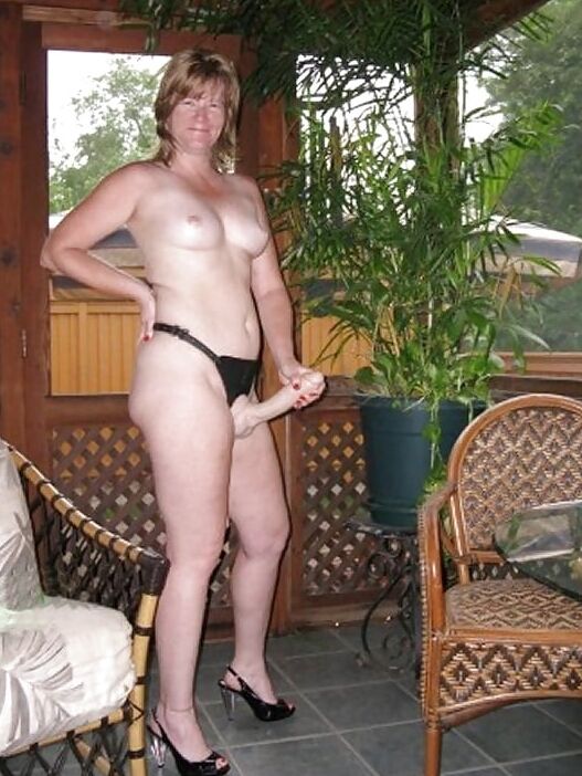 Nice Strapon-Ladies