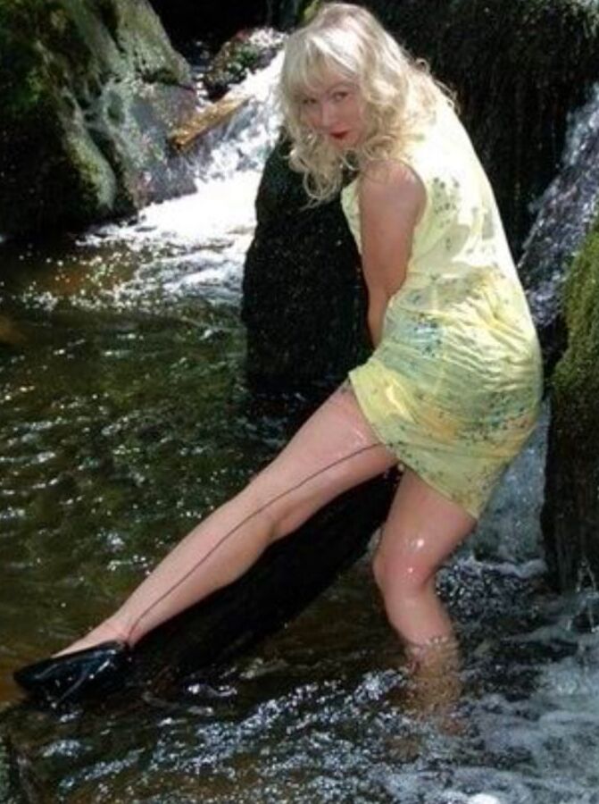 Sue wets her bits again , super.