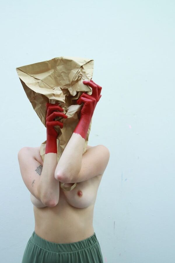 Artsy Redhanded Paper Bag Model