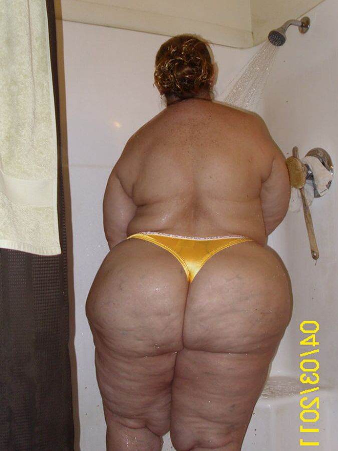 Big butt wide hips pear