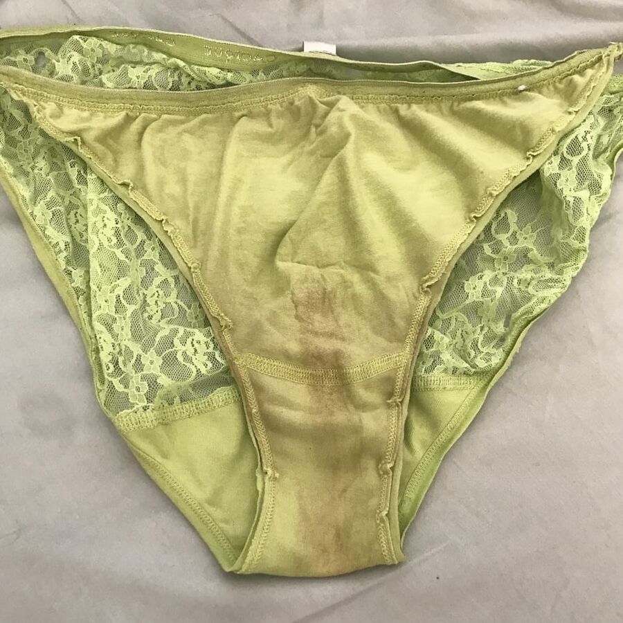- amateur chubby hot wife with nice worn panties