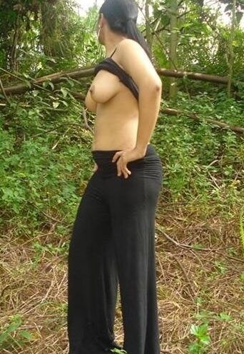 Policz stepmum show ur small milk packet in garden