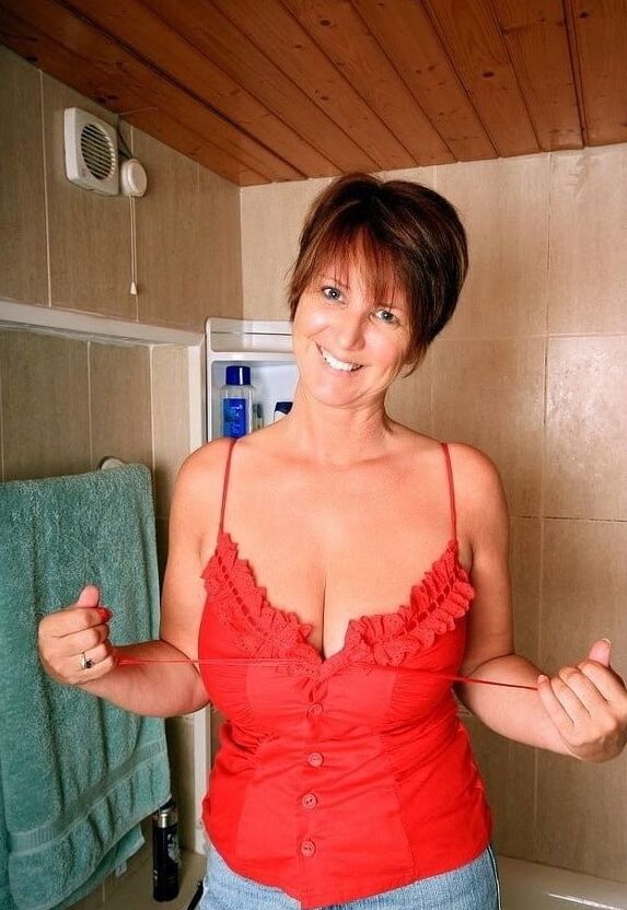 Chubby mature in shower
