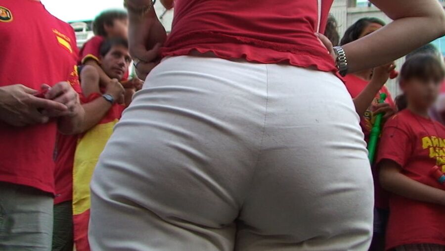 HAPPY ASS from GLUTEUS DIVINUS
