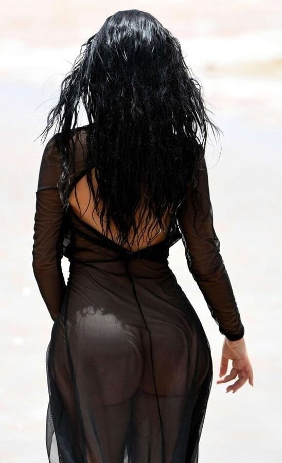 Demi Rose Mawby - Dreamgirl!