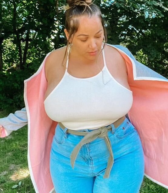Thick and Curvy