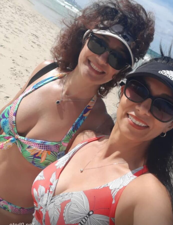 Persian Milf Sexy Legs