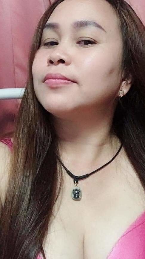Ibu cantik berdada besar