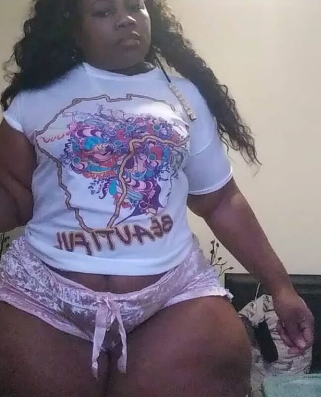 Chunky mega booty bbw pearshaped misstriplestackz