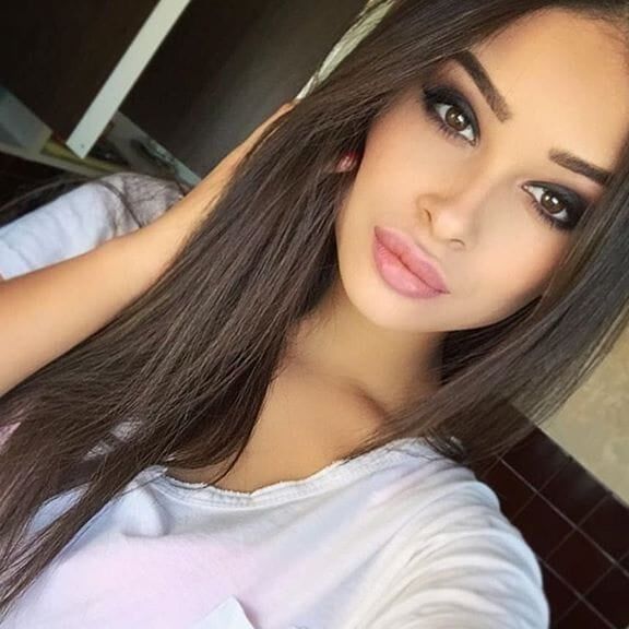 ALINA AKILOVA RUSSIAN GODDESS