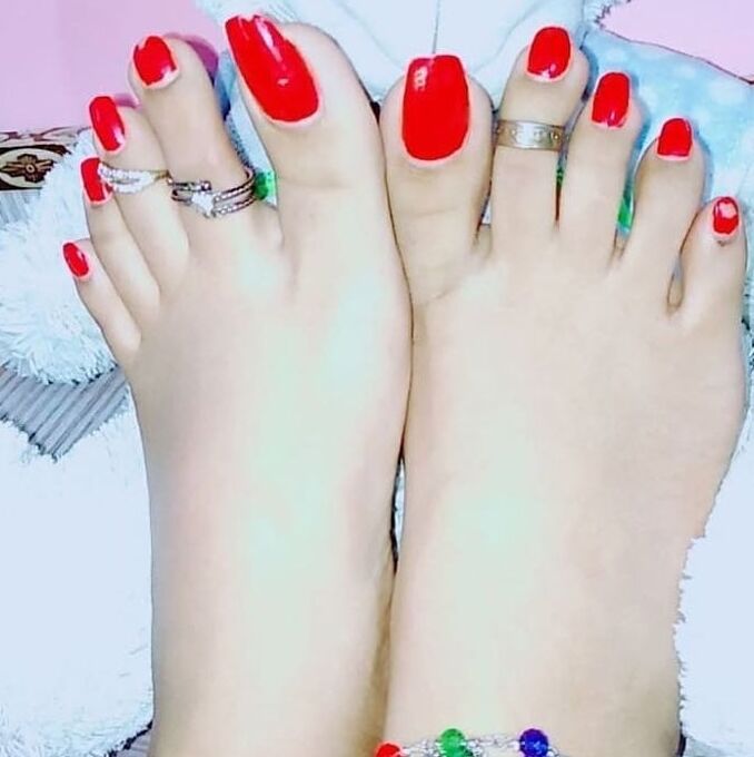 Gorgeous Indian feet