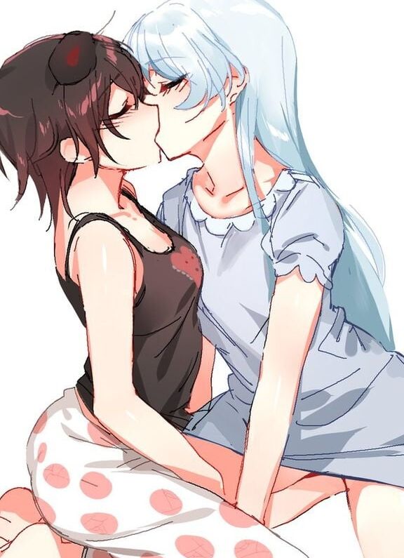 RWBY: night life for huntresses